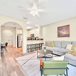 Modern 2Br Condo - Hot Tub And Pool - Near Disney